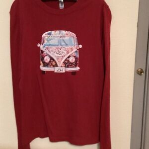 Long sleeve tee shirt